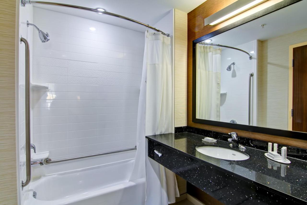 Fairfield & By Marriott Hotel