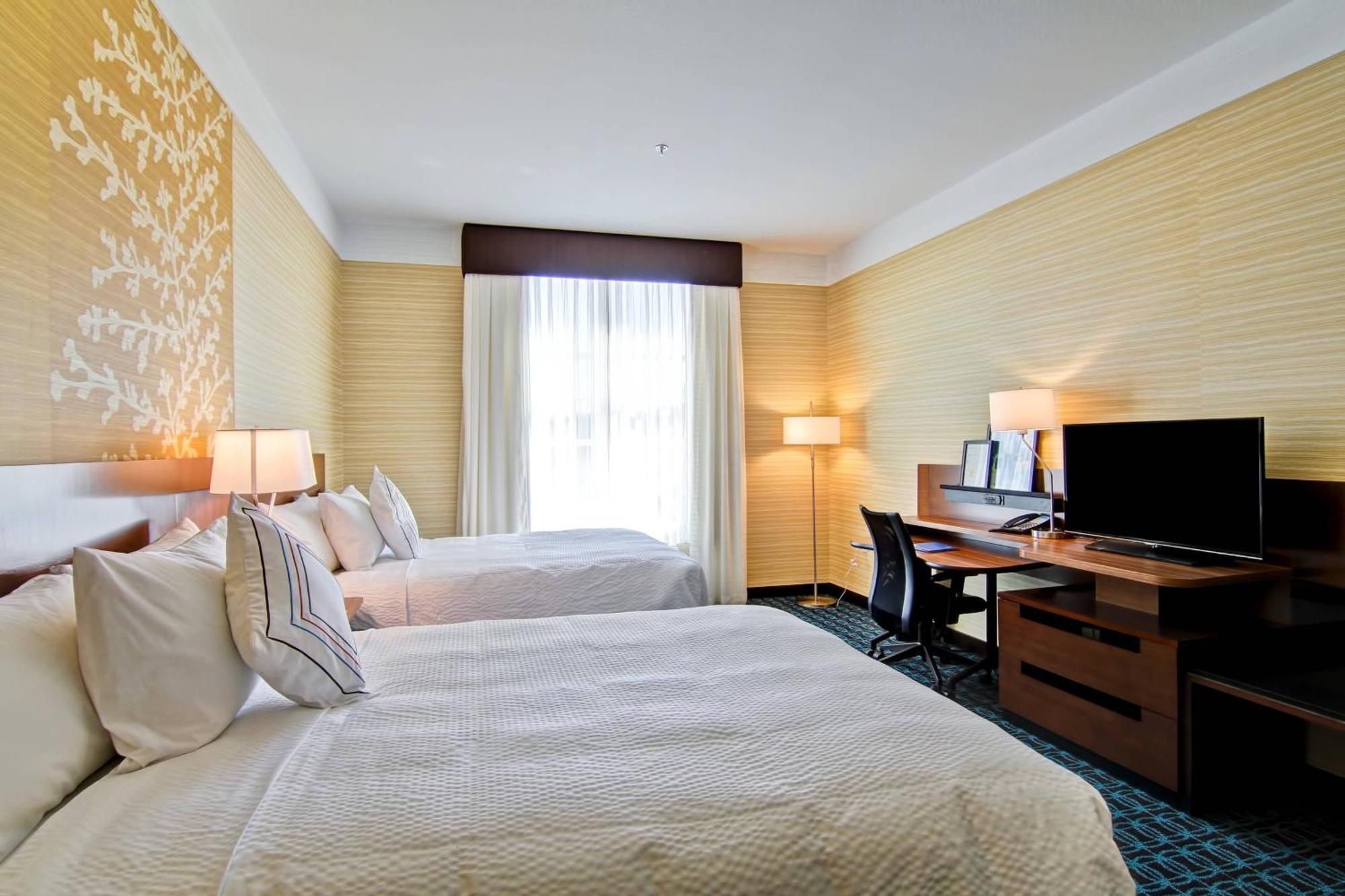 Fairfield & By Marriott Hotel 3*