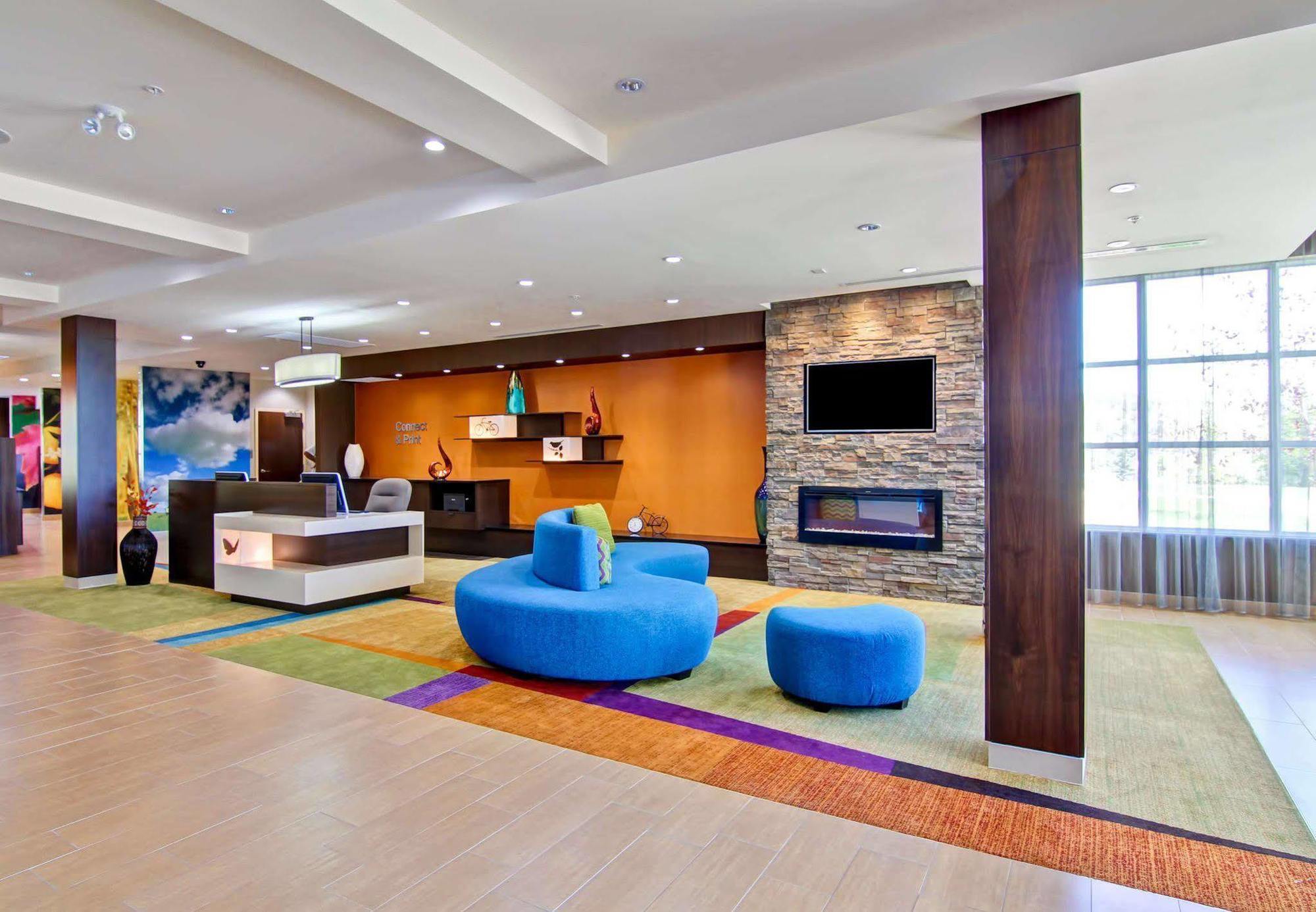 Hotel Fairfield & By Marriott